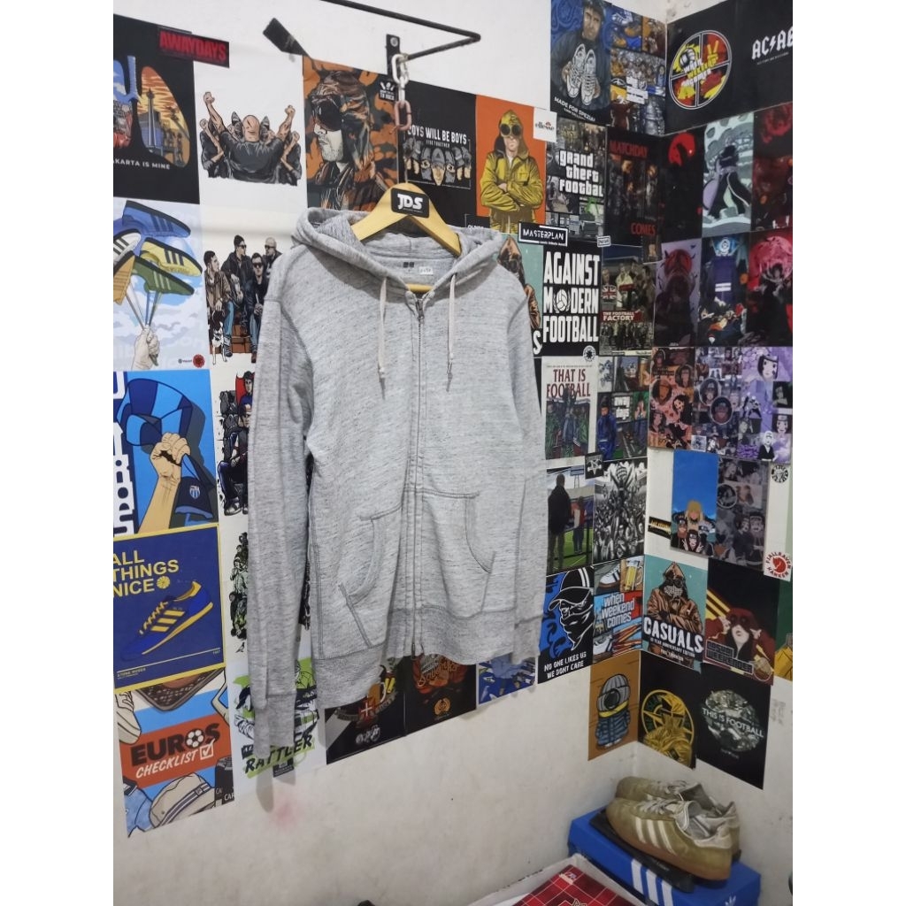 ZipHoodie Uniqlo || M 65x50