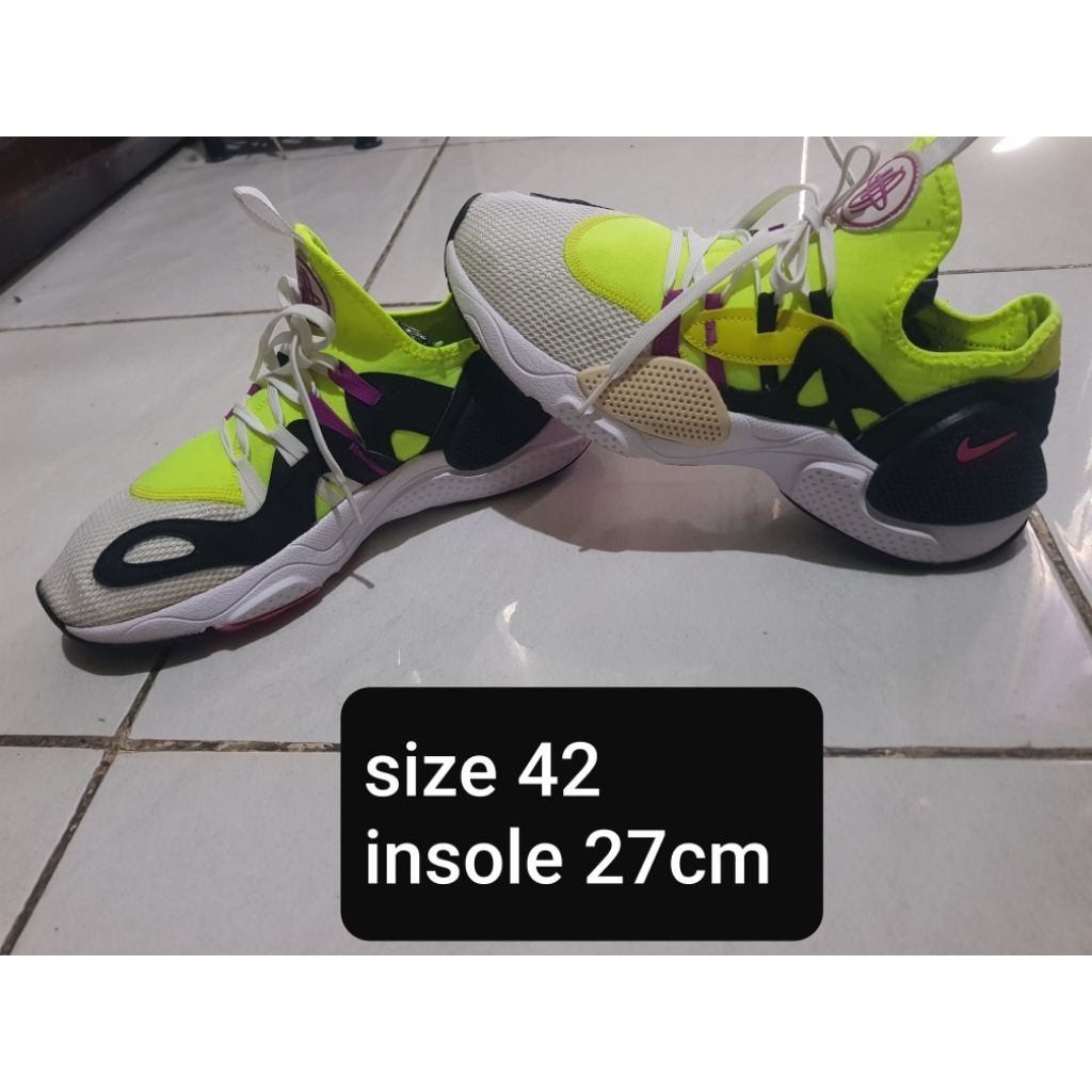SepatuSneakerSportNike