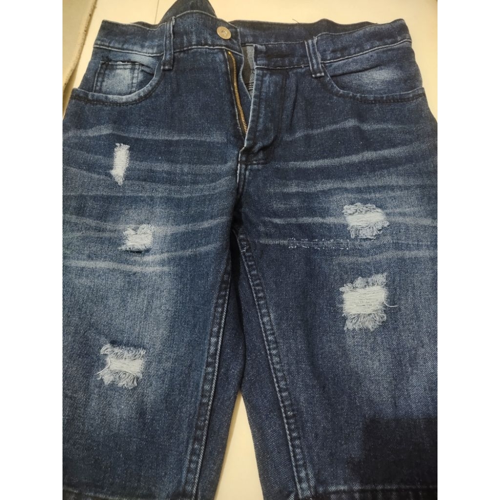 Celana jeans pendek reject pria