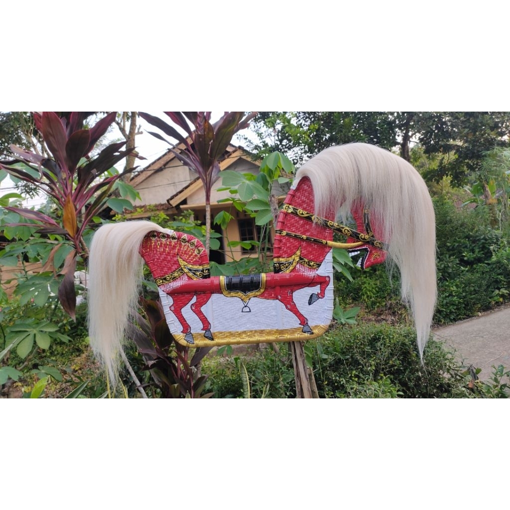 kuda lumping jaran kepang ebeg jaranan