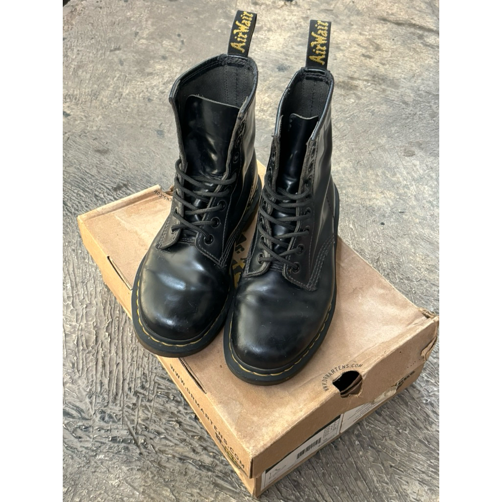 Docmart 1460 Black Smooth