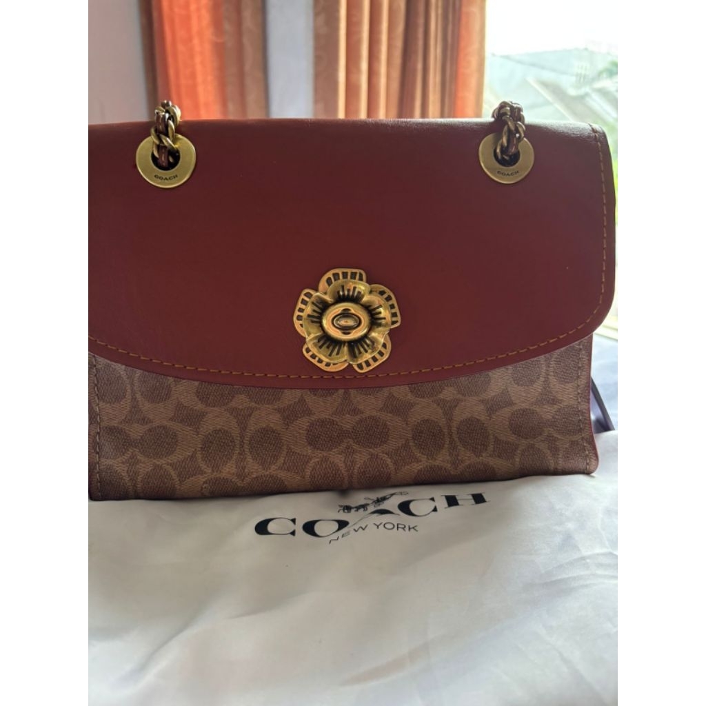 Preloved Coach Parker Signature Canvas