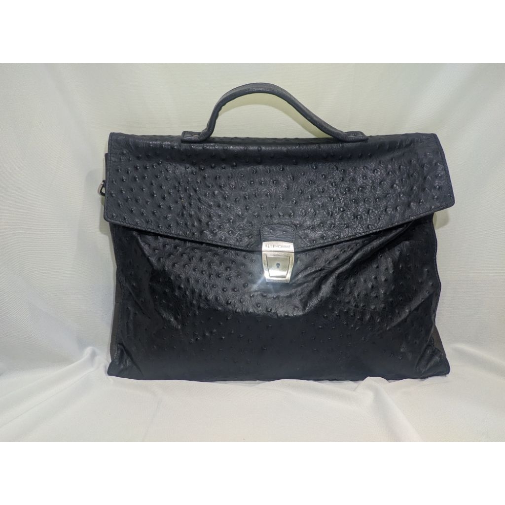 Tas kerja elle homme kulit asli