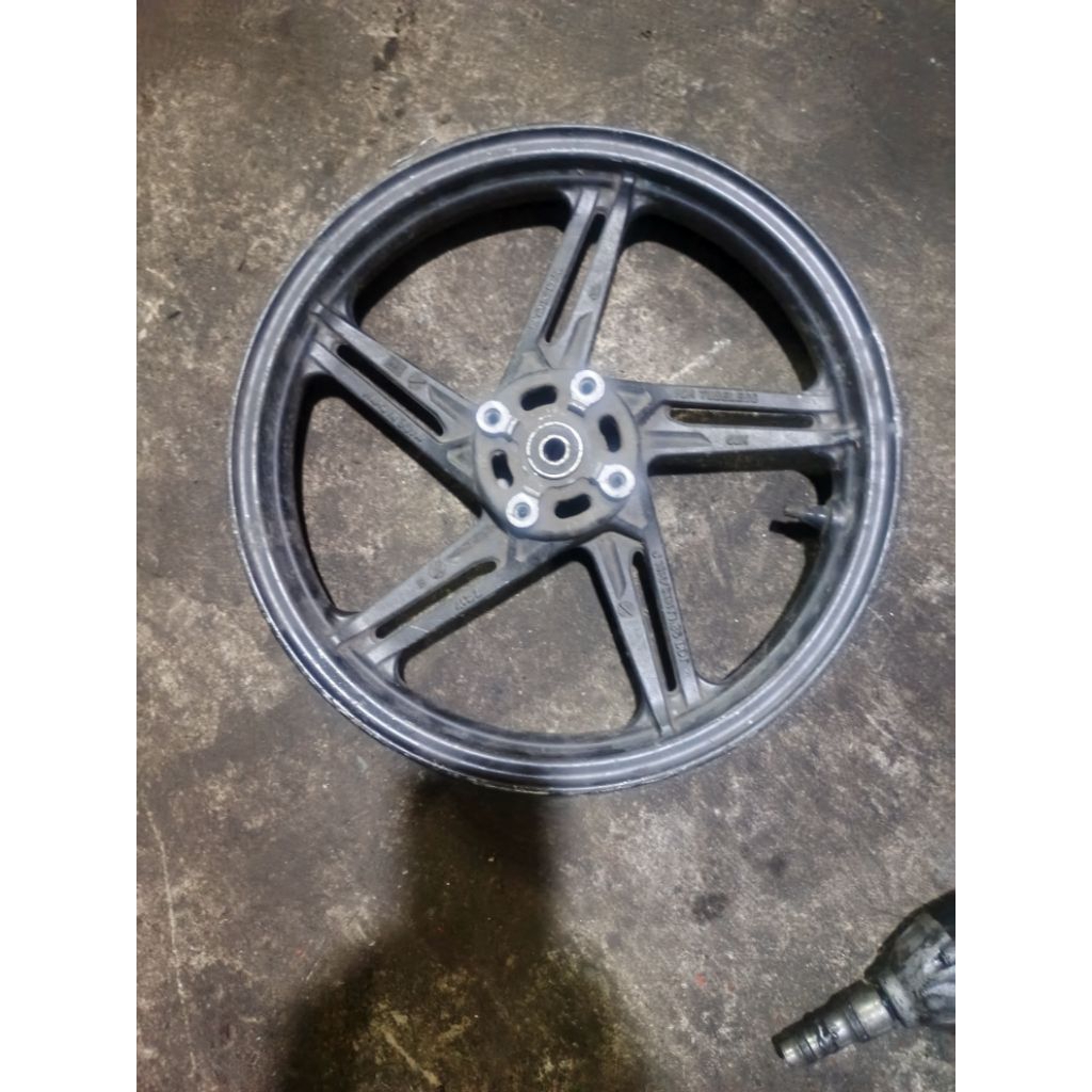 pelek/velg depan beat street hanya depan
