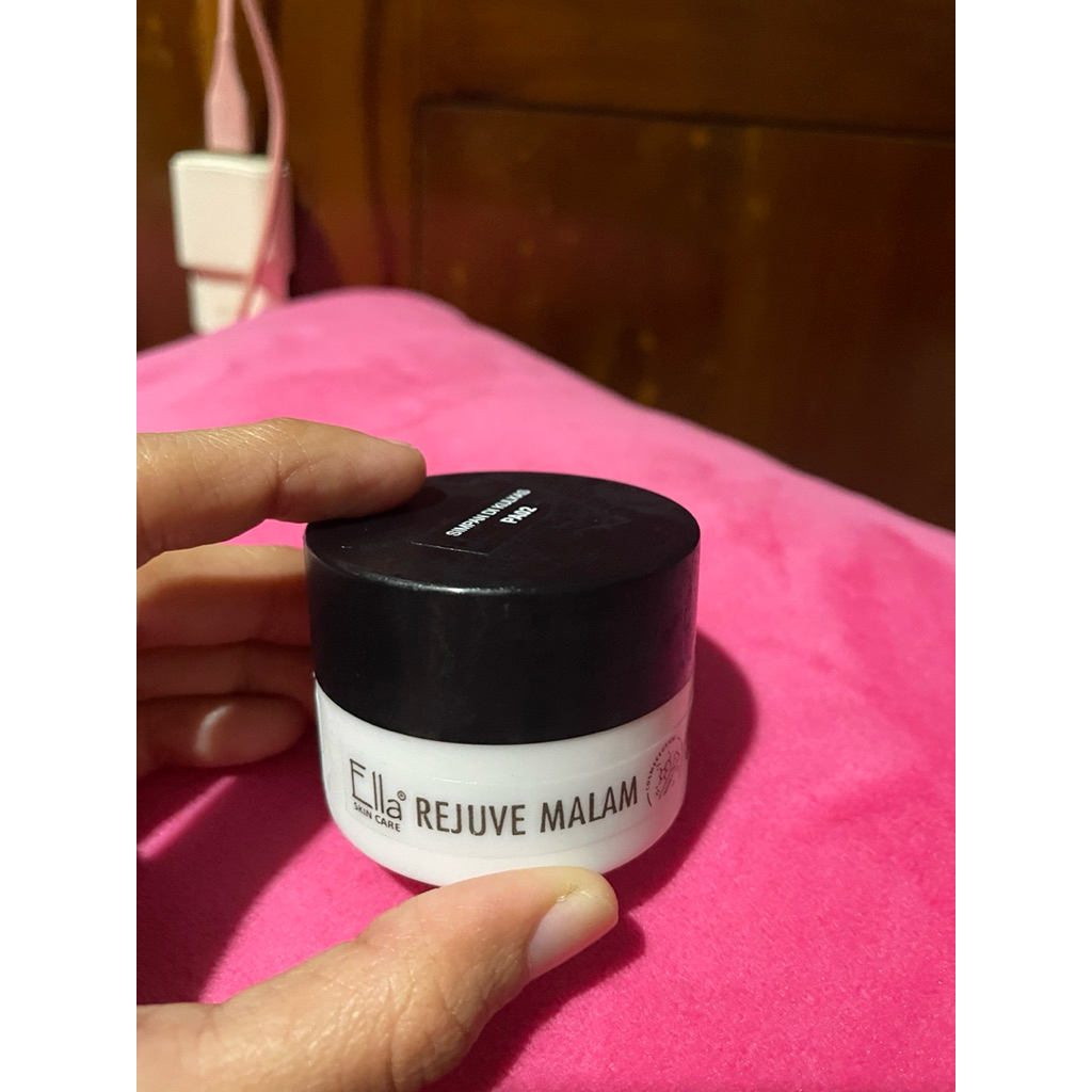 KRIM MALAM PA02 ELLA SKINCARE (preloved)