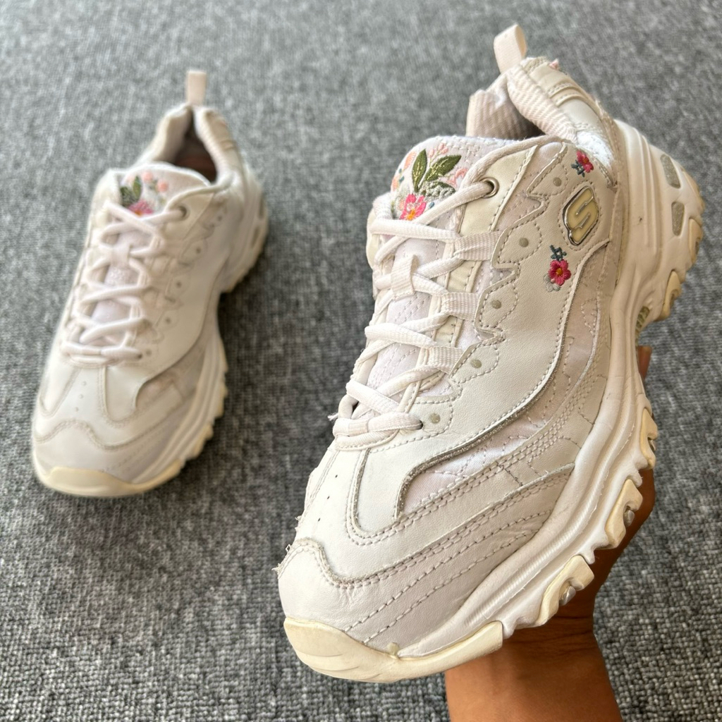 Sepatu SKECHERS D’Lites Bright Blossom Size 40 Panjang Insole Up Size 27 cm