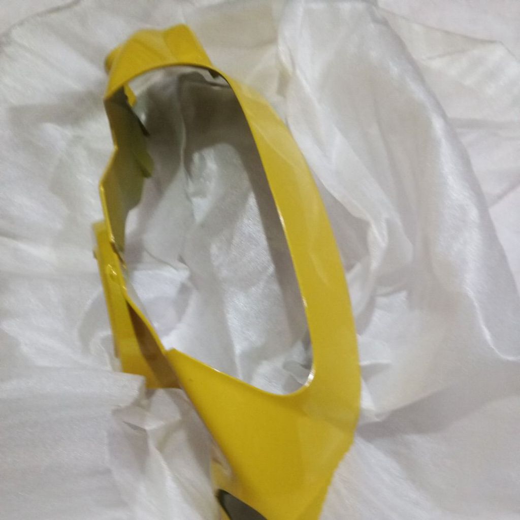 Batok lampu depan Mio lama 5TL-F6143-00-P2 ORI yamaha