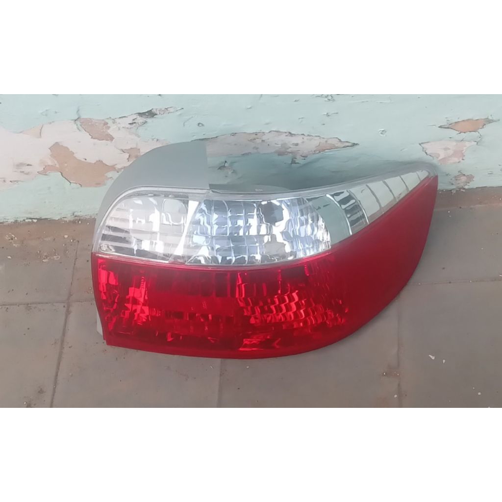 headlamp/belakang vios