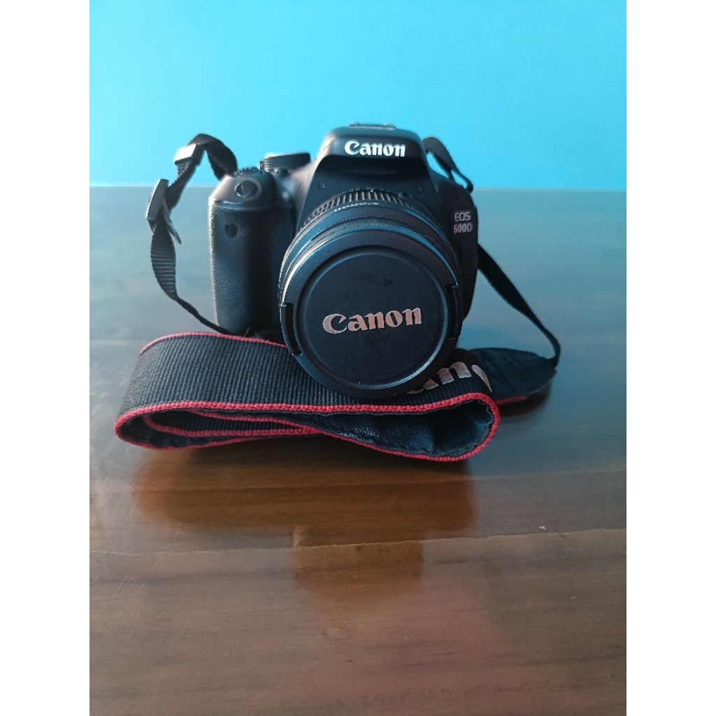 Kamera dslr canon eos 600d