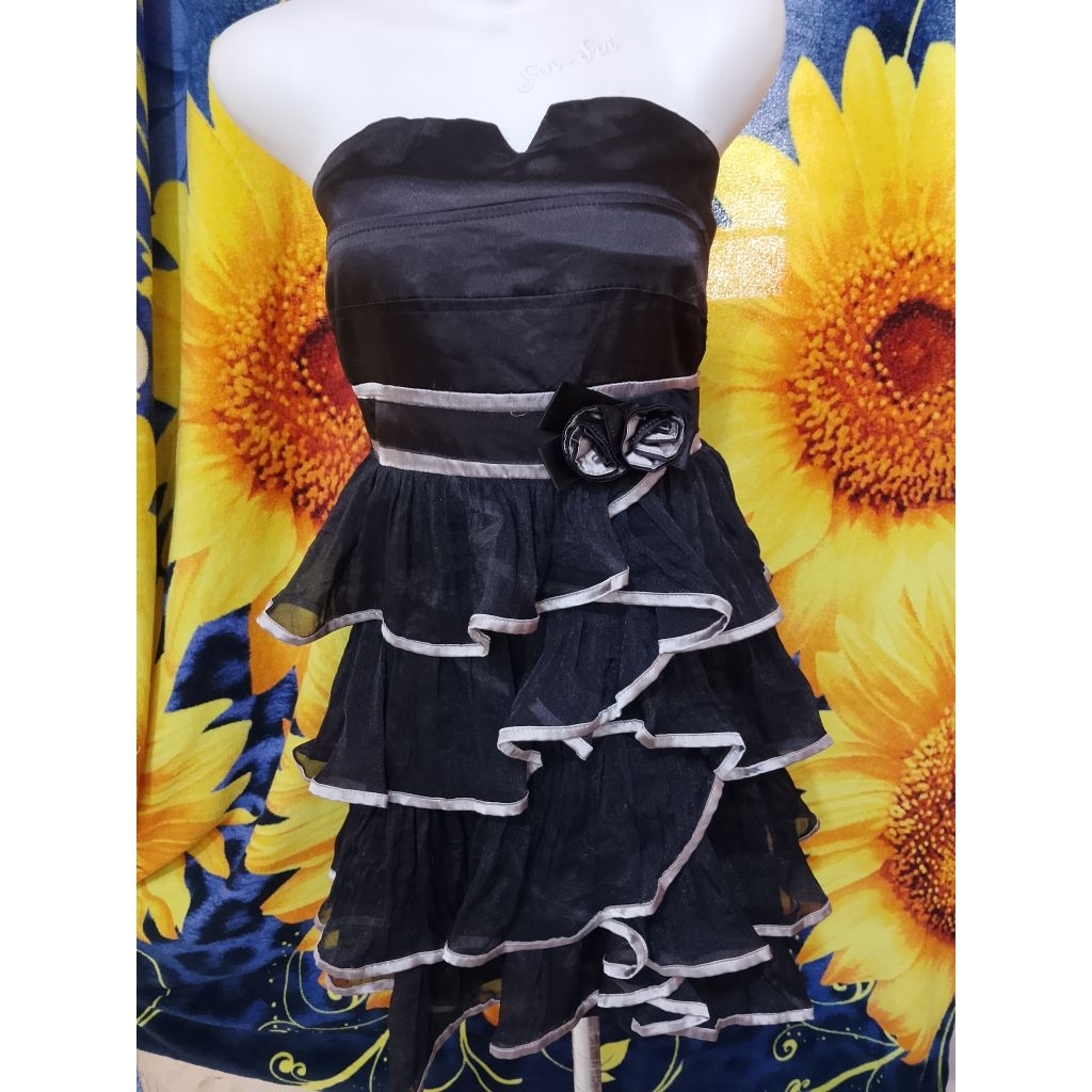 dress preloved ld 90 -100