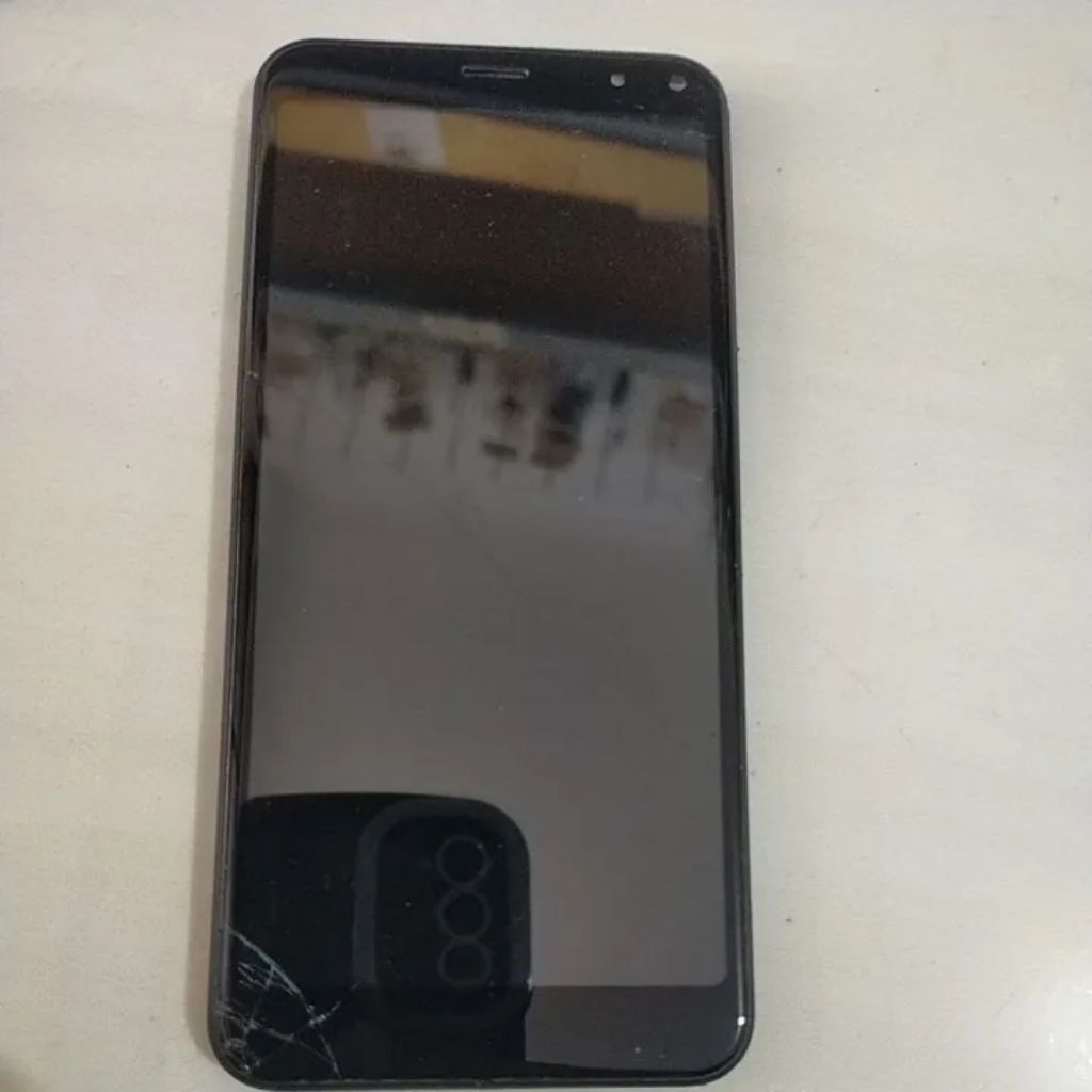 LCD TC Hp Evercoss M53 Minus Tc Retak sentuh masih normal