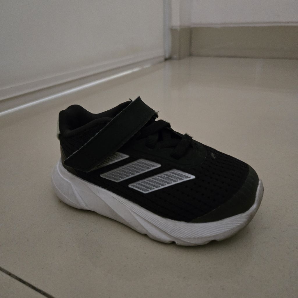 Sepatu anak adidas infant runfalcon 5 black preloved