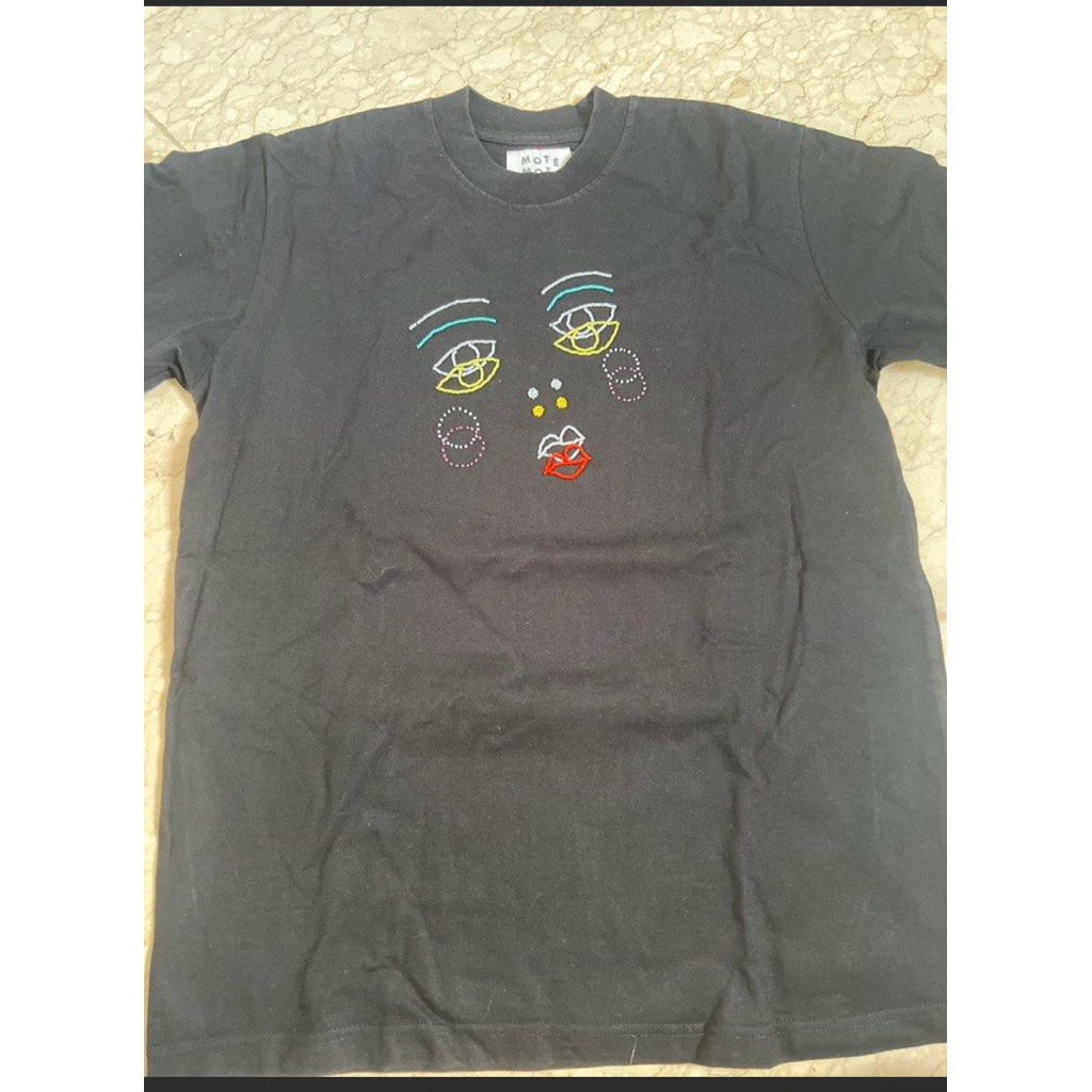 motemote tshirt
