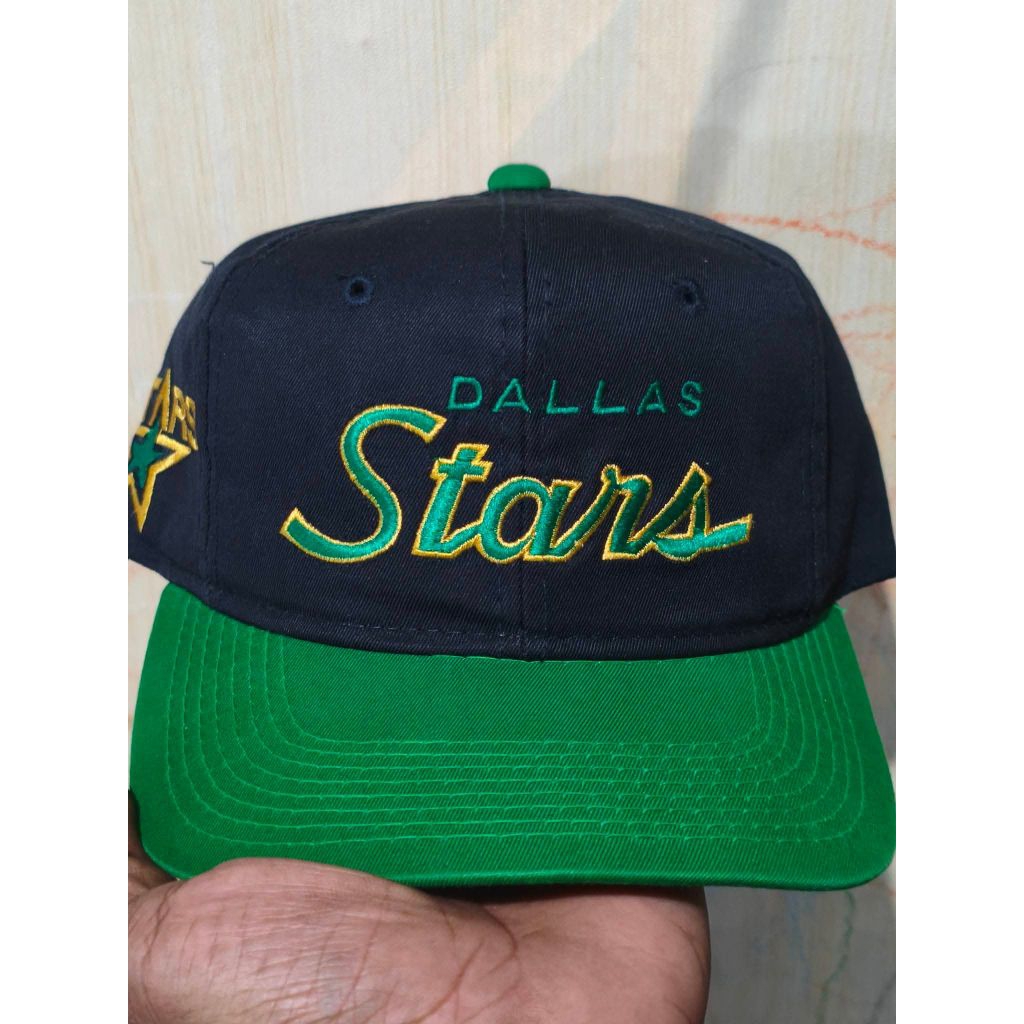 Topi Vintage Sports Specialties Dallas Star..