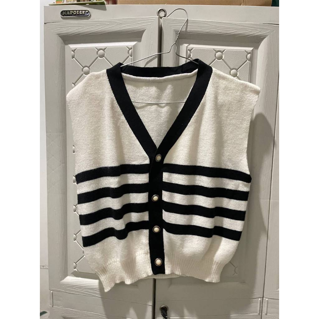 CARDI & ROMPI RAJUT