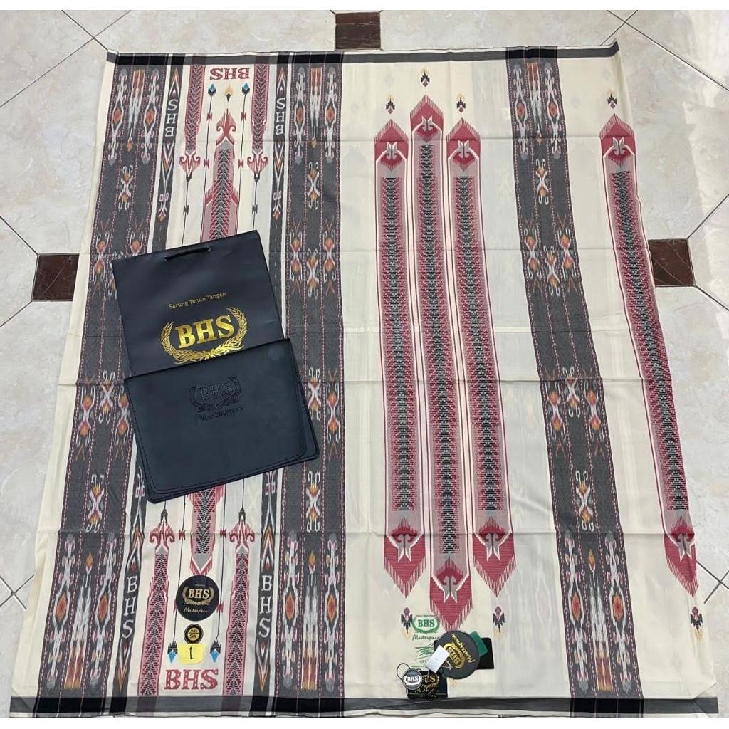 SARUNG BHS MPM,SEI SIK MASTERPIECE GOLD