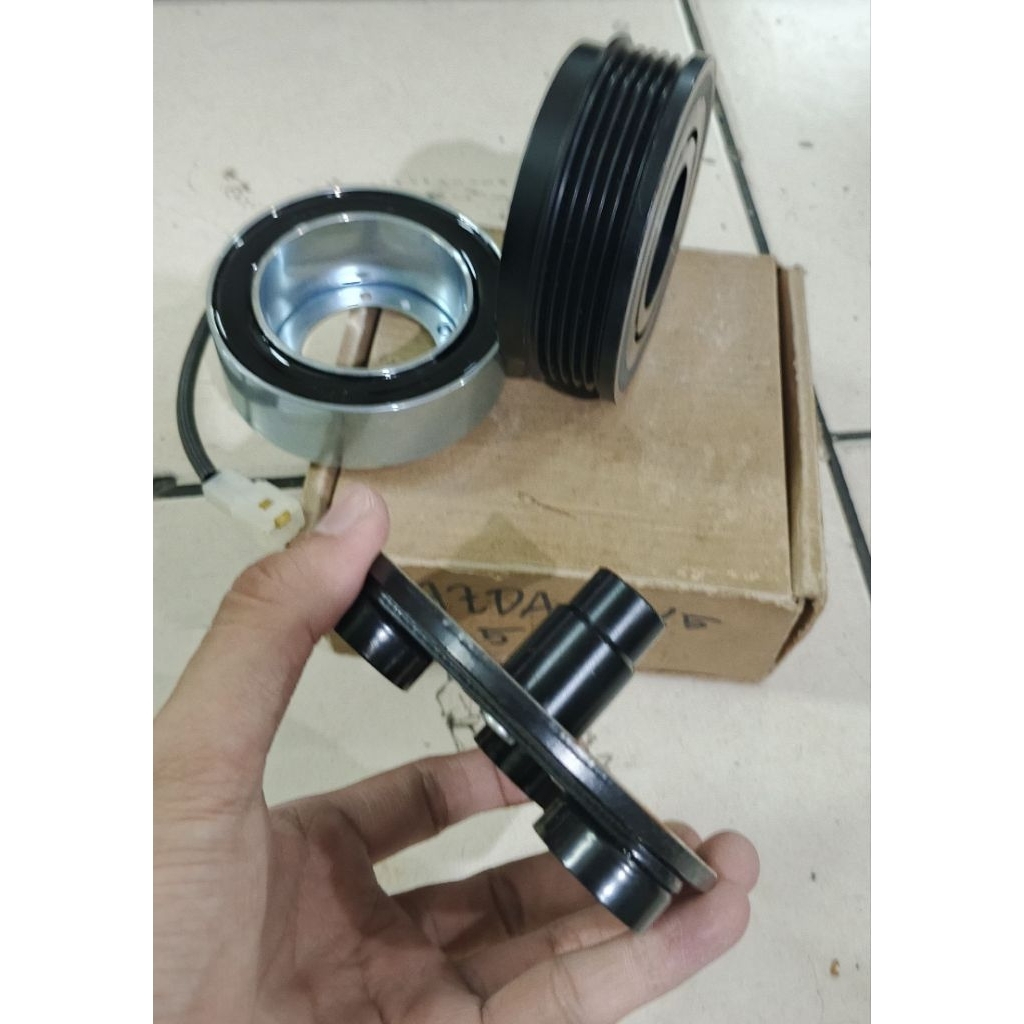 MAGNET CLUTCH PULLY COMPRESSOR AC MOBIL MAZDA 3-5, 5PK