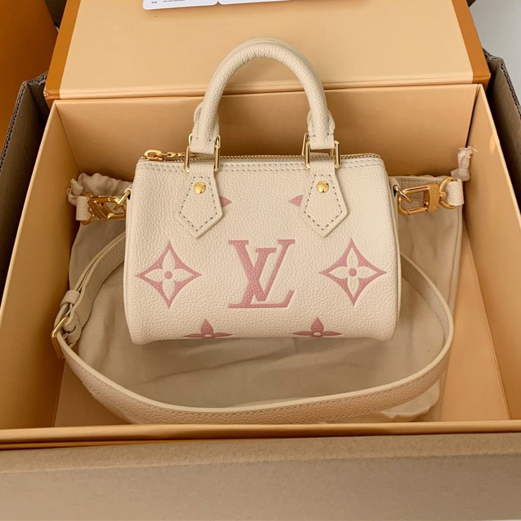 Tas Louis Vuitton Nano Speedy M81913, tas model “pillow bag” ukuran mini berbahan kulit sapi berteks