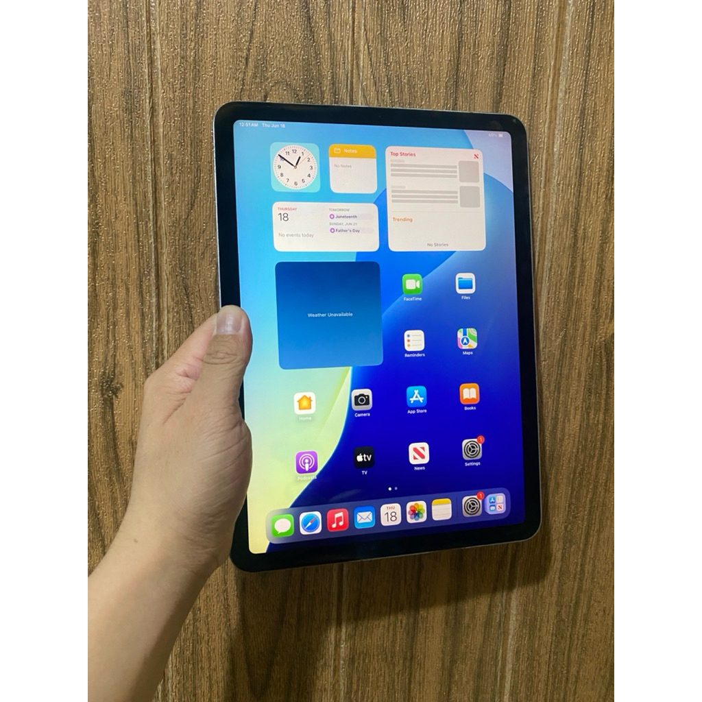 iPad air 4 64gb ibox