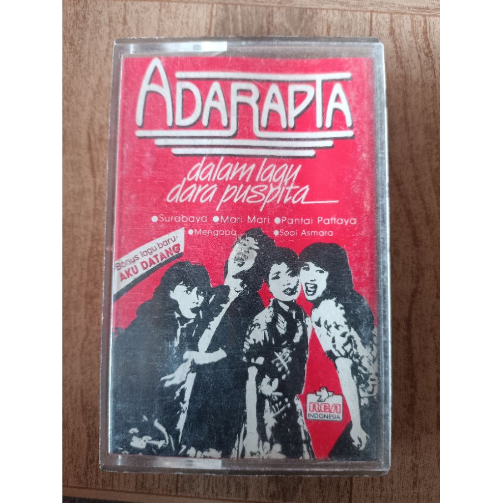 kaset pita ADARAPTA "dalam lagu dara Puspita"
