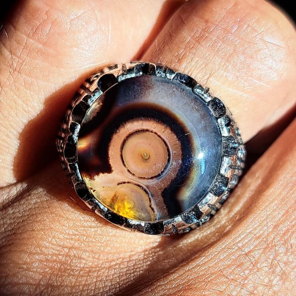 BATU CINCIN AKIK SUMUR BANDUNG TALI HITAM ANTIK TOP