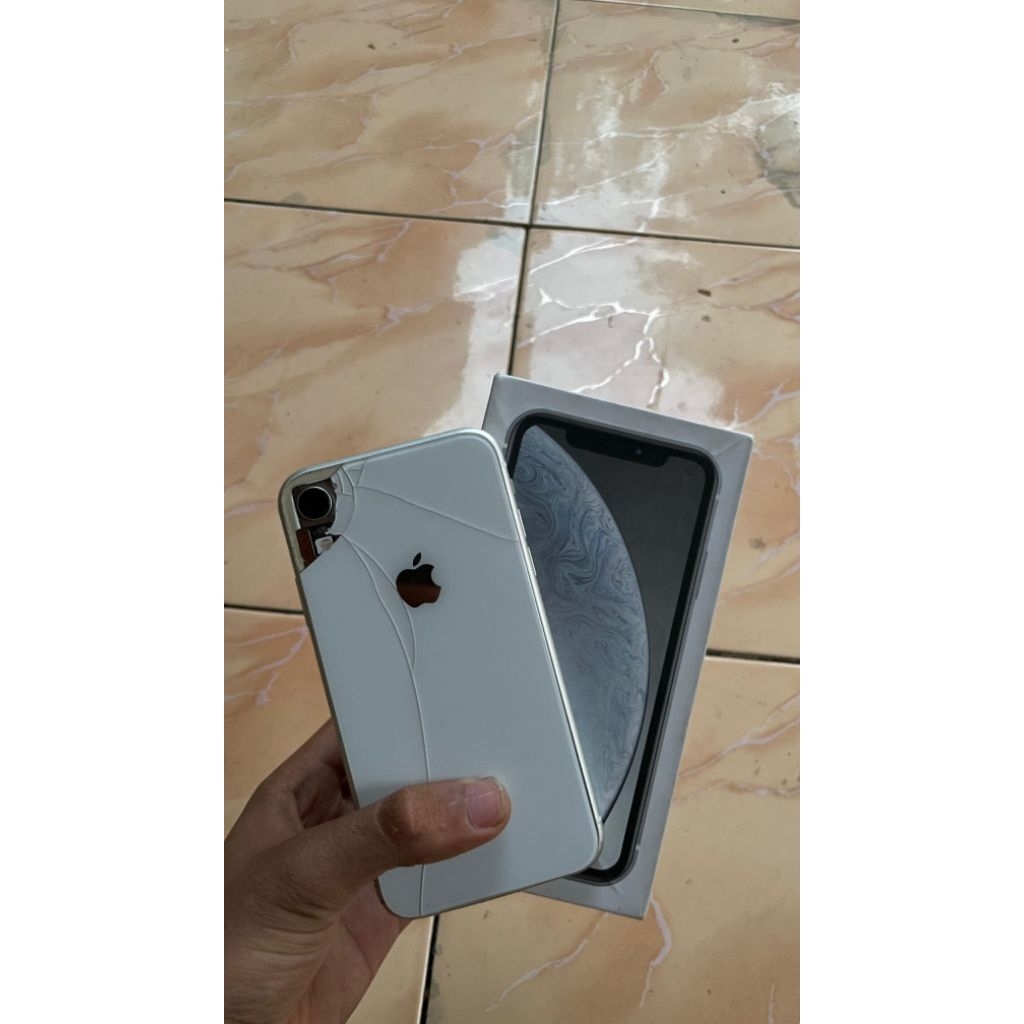 iPhone xr minus cek deskripsi