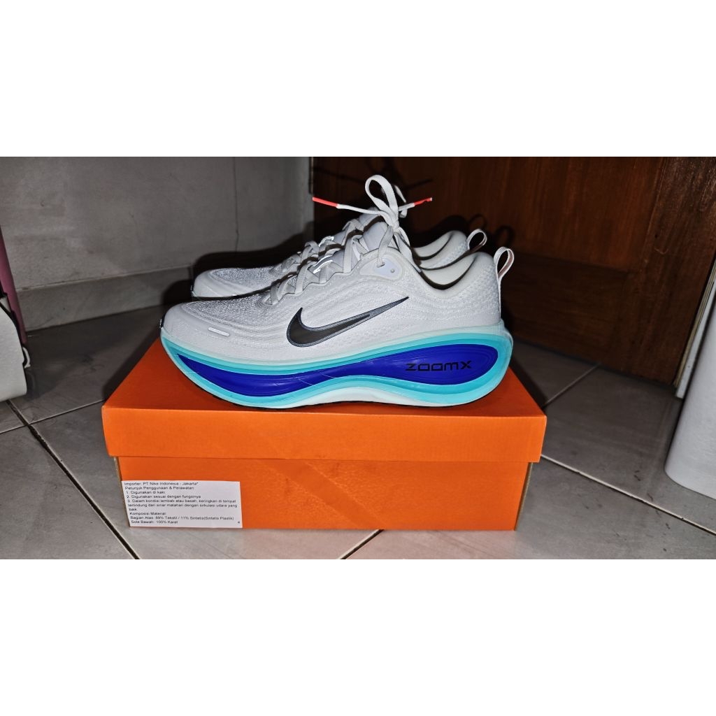 Nike Vomero Plus
