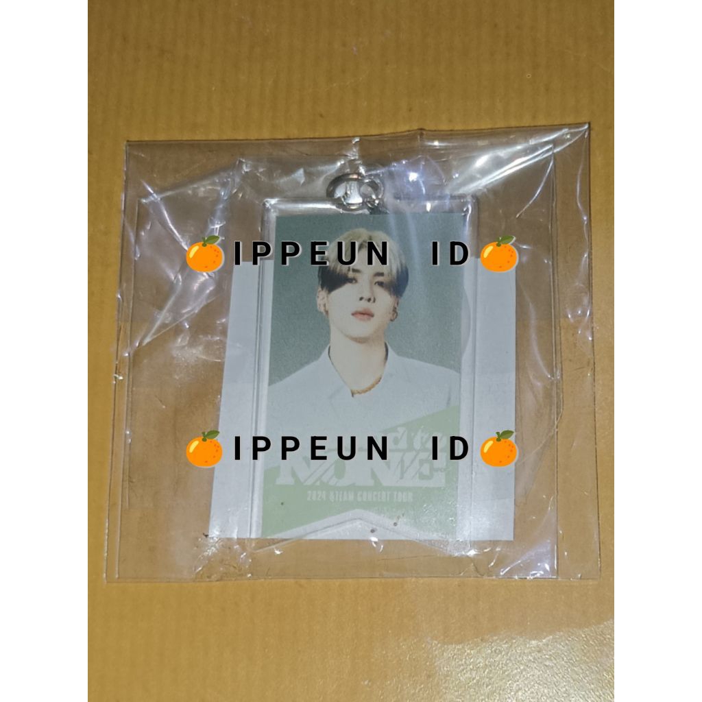 (READY STOCK) CONCERT MERCHANDISE SECOND TO NONE TOUR ANDTEAM MAKI KEYCHAIN KEYRING PHONE STRAP + PC