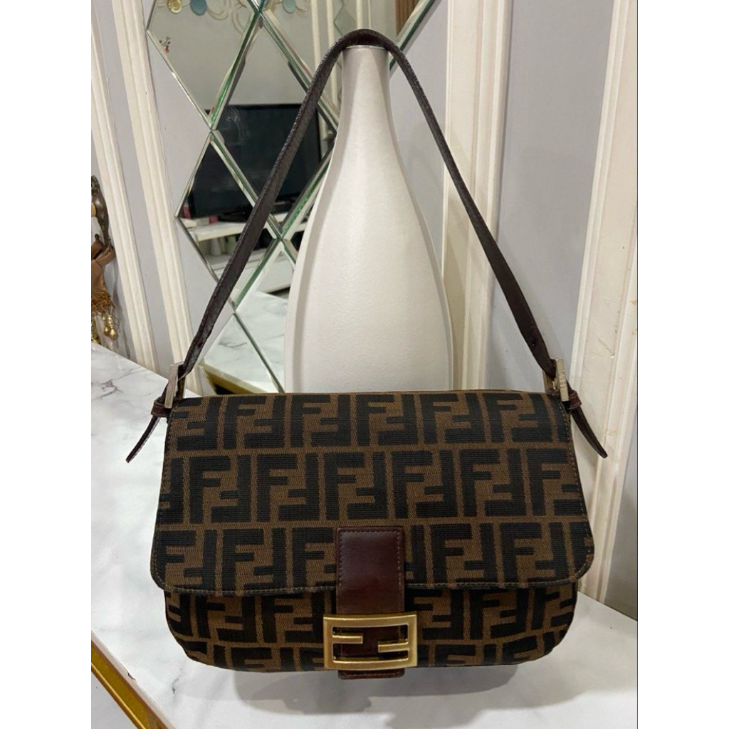 Preloved Tas Fendi**