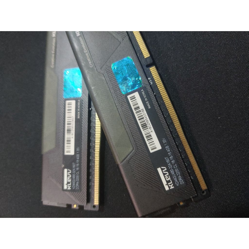 Ram corsair & klevv 8gb 4x2 3200mhz ddr4