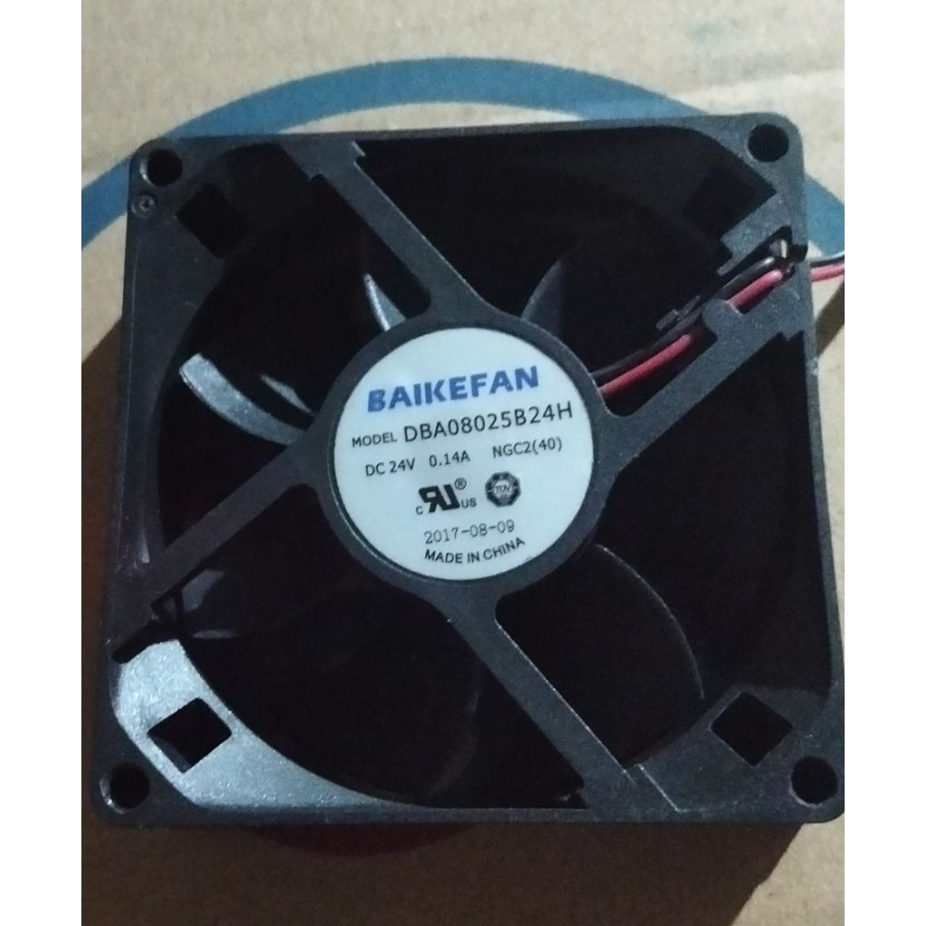 KIPAS 8X8 24V 0.14A T 2.5CM BEKAS COPOTAN
