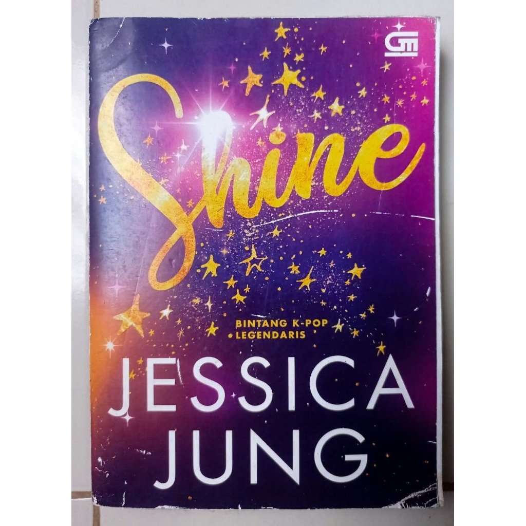 Preloved Shine Jessica Jung Buku bekas shine Jessica jung