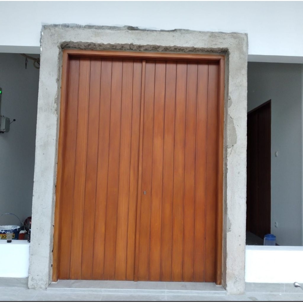 Pintu Utama Solid Double