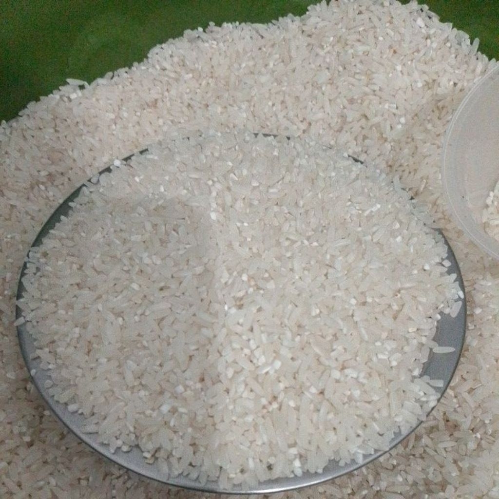 beras premium pacet mojokerto
