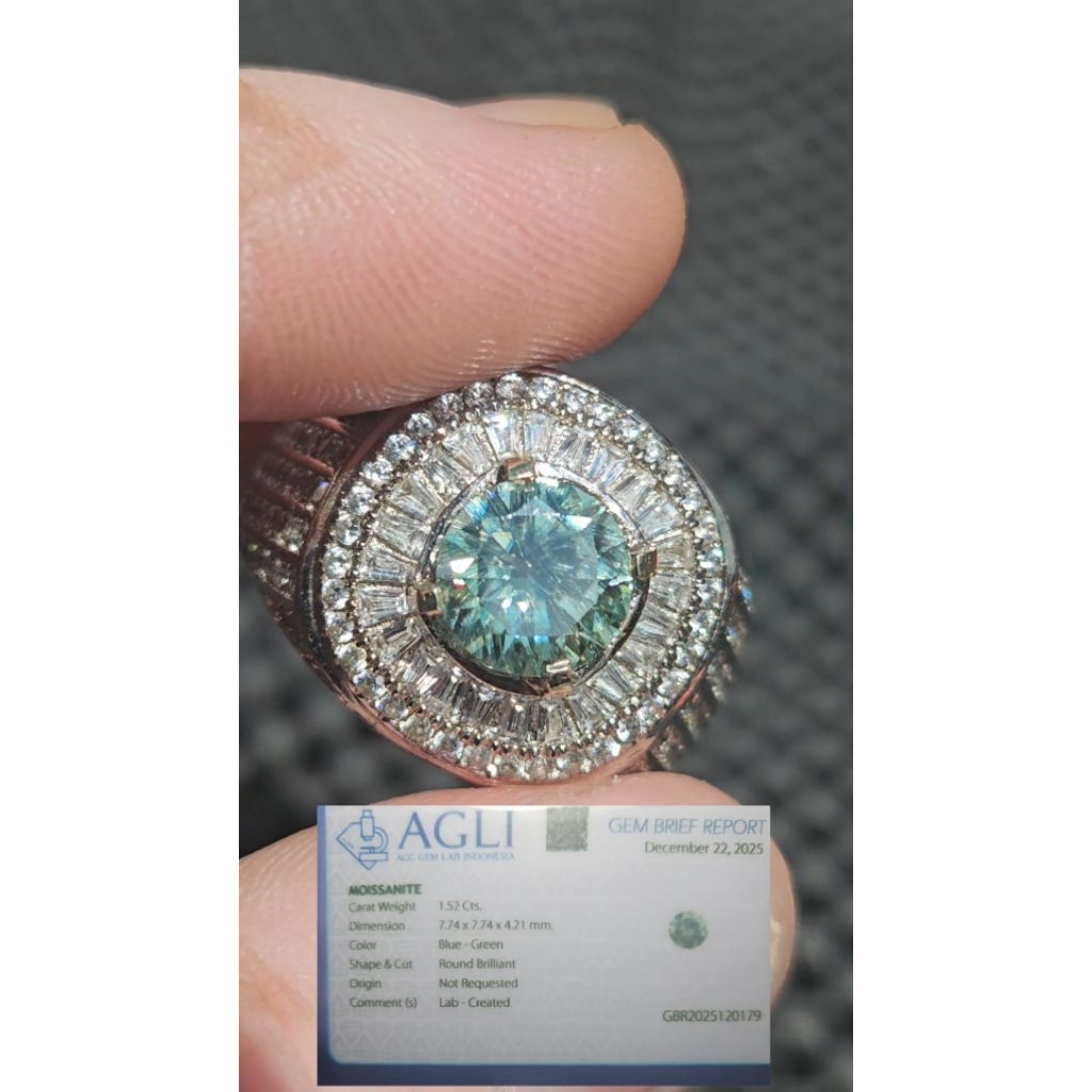 Green Blue Moissanite
