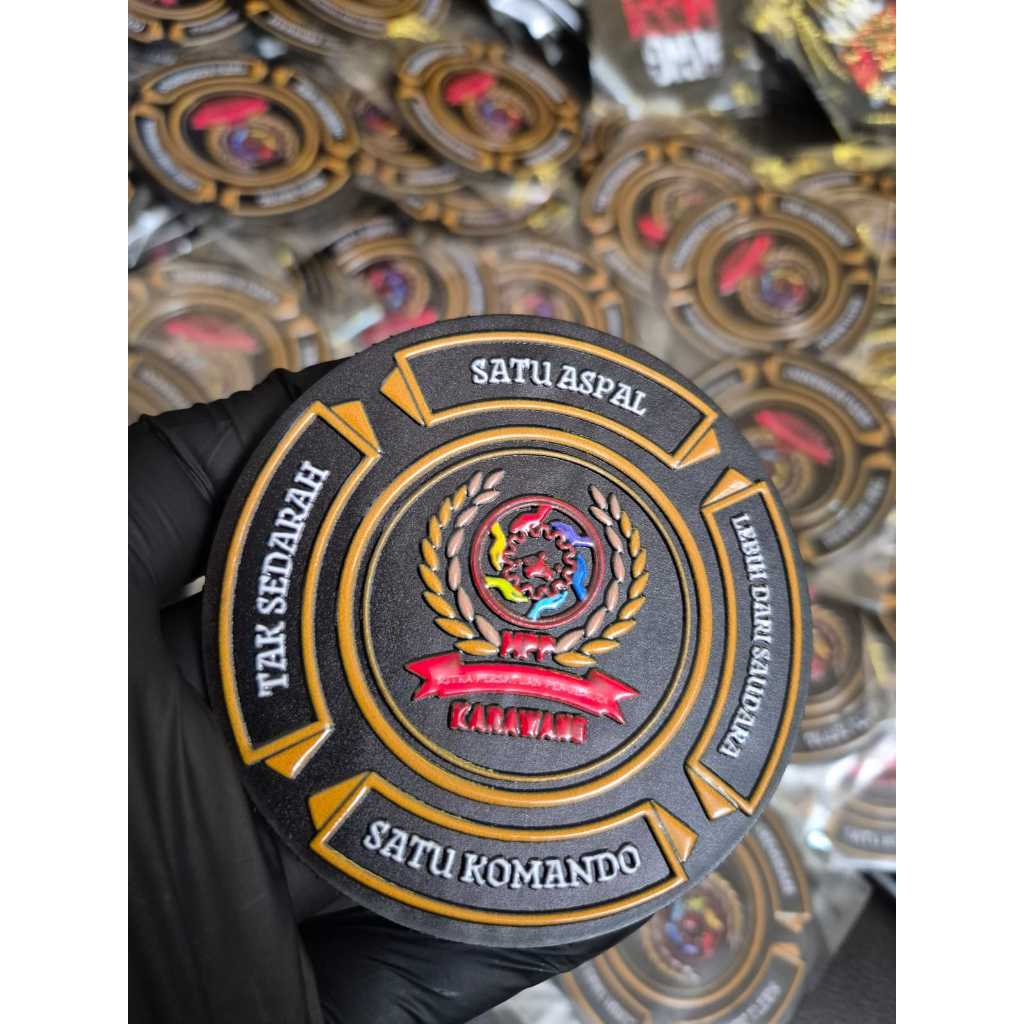 Pemasok label patch custom desain 3D laser print UV desain bebas harga murah bahan rubber karet sili