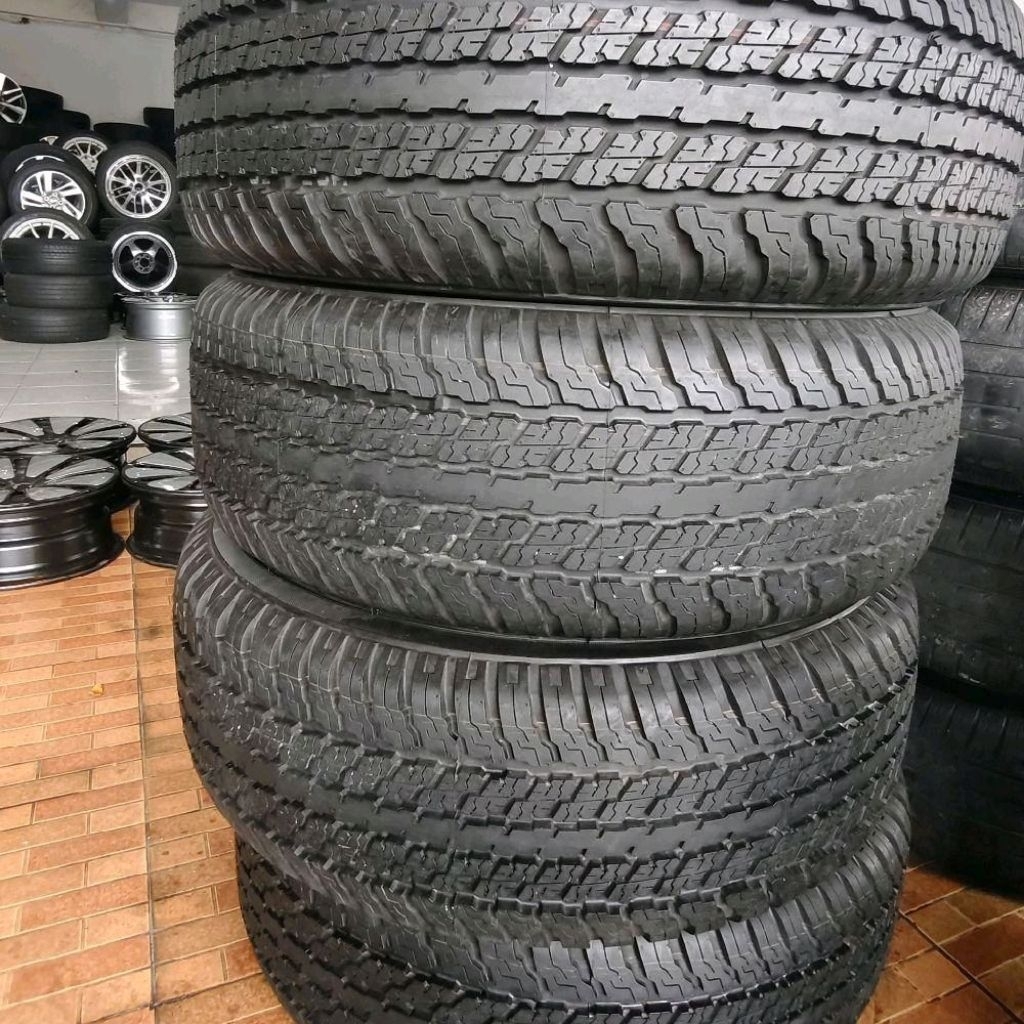 265/65 R17 BARU Yokohama Geolandar at
