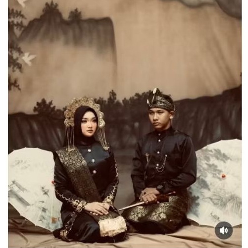 Kostum Melayu Hitam Emas PL
