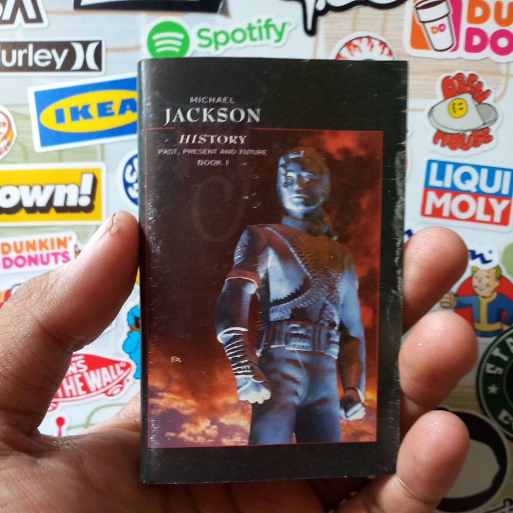 Kaset Pita Michael Jackson - History