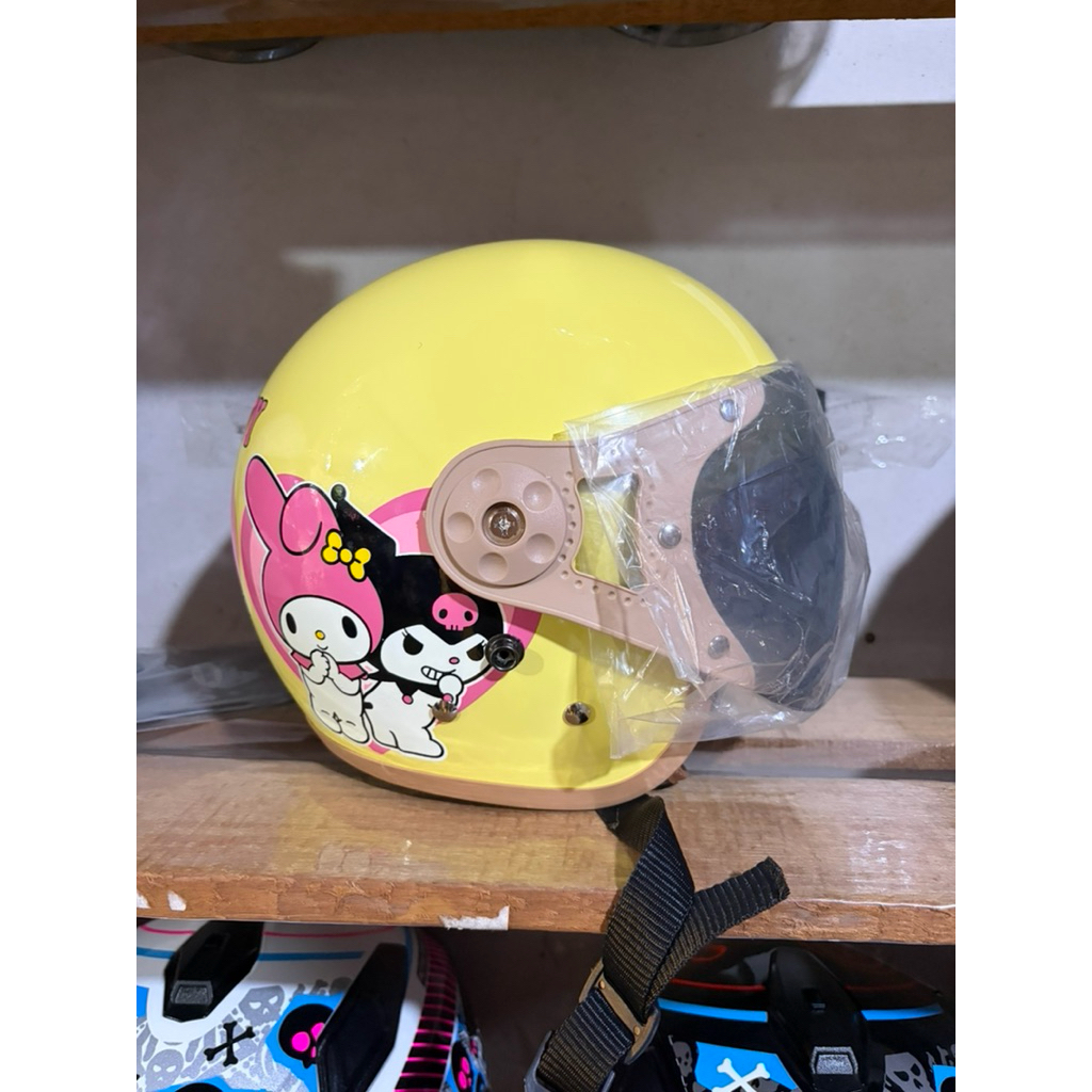 HELM ANAK CARKIDS MOTIF