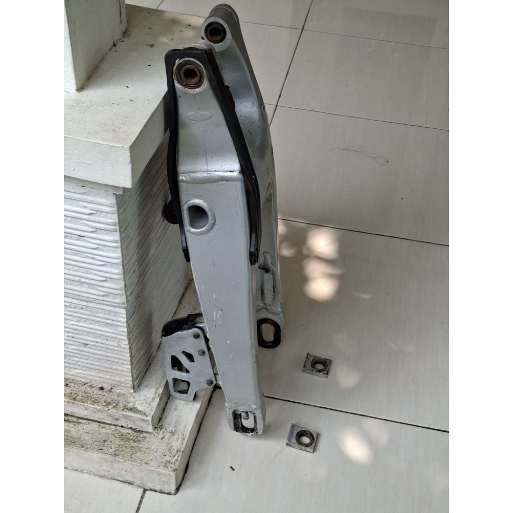 SWING ARM YZ125