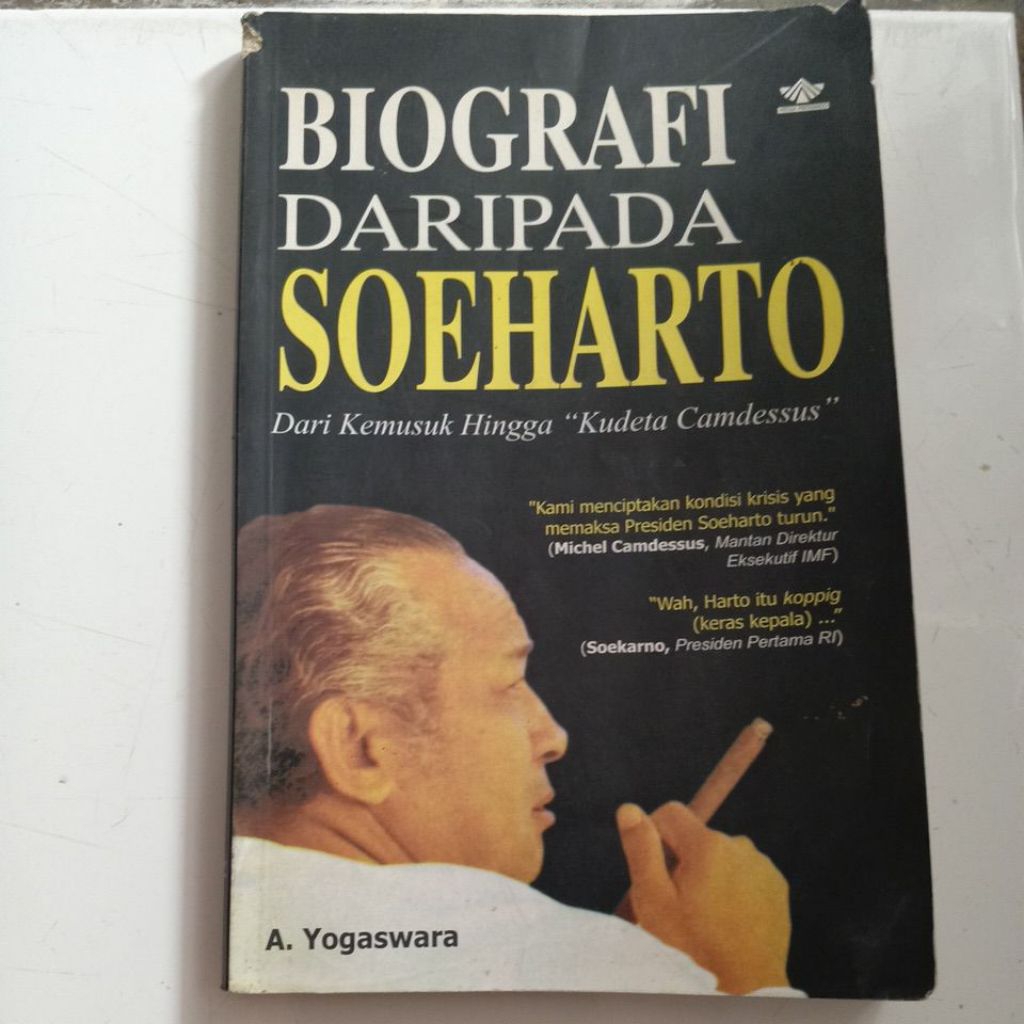 BUKU BIOGRAFI DARIPADA SOEHARTO