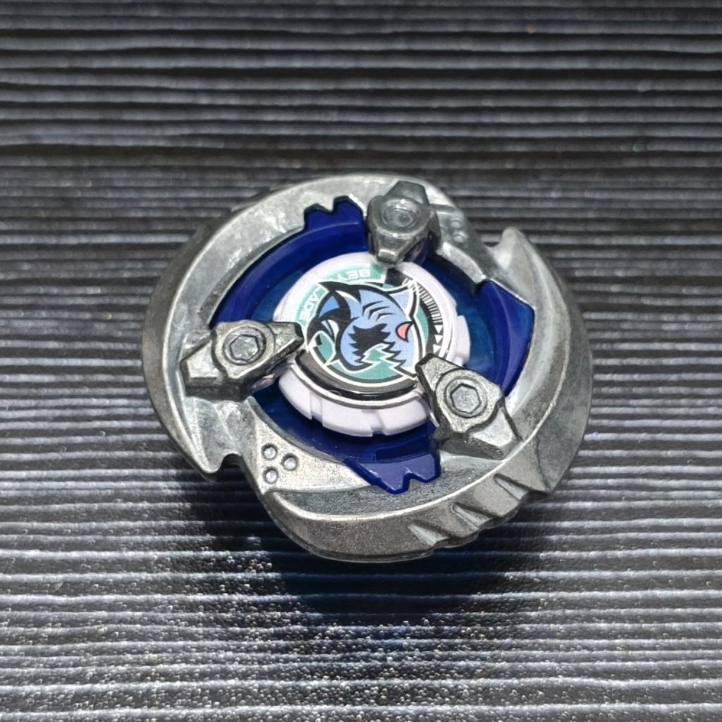 Beyblade X Blade Shark Gill Ori Takara Tomy NEW