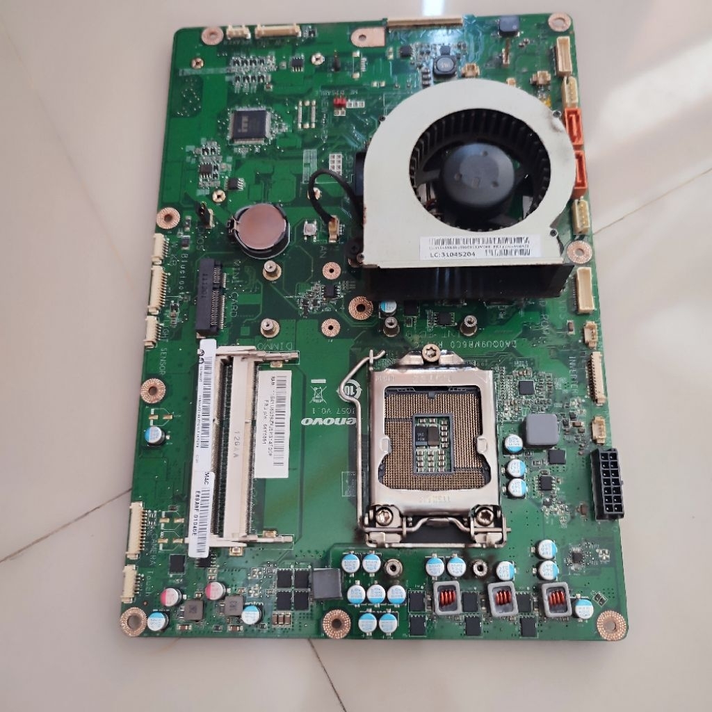 Motherboard Lenovo ThinkCentre IQ57 V0.1 Socket LGA1156 DDR3 Bekas Copotan AIO