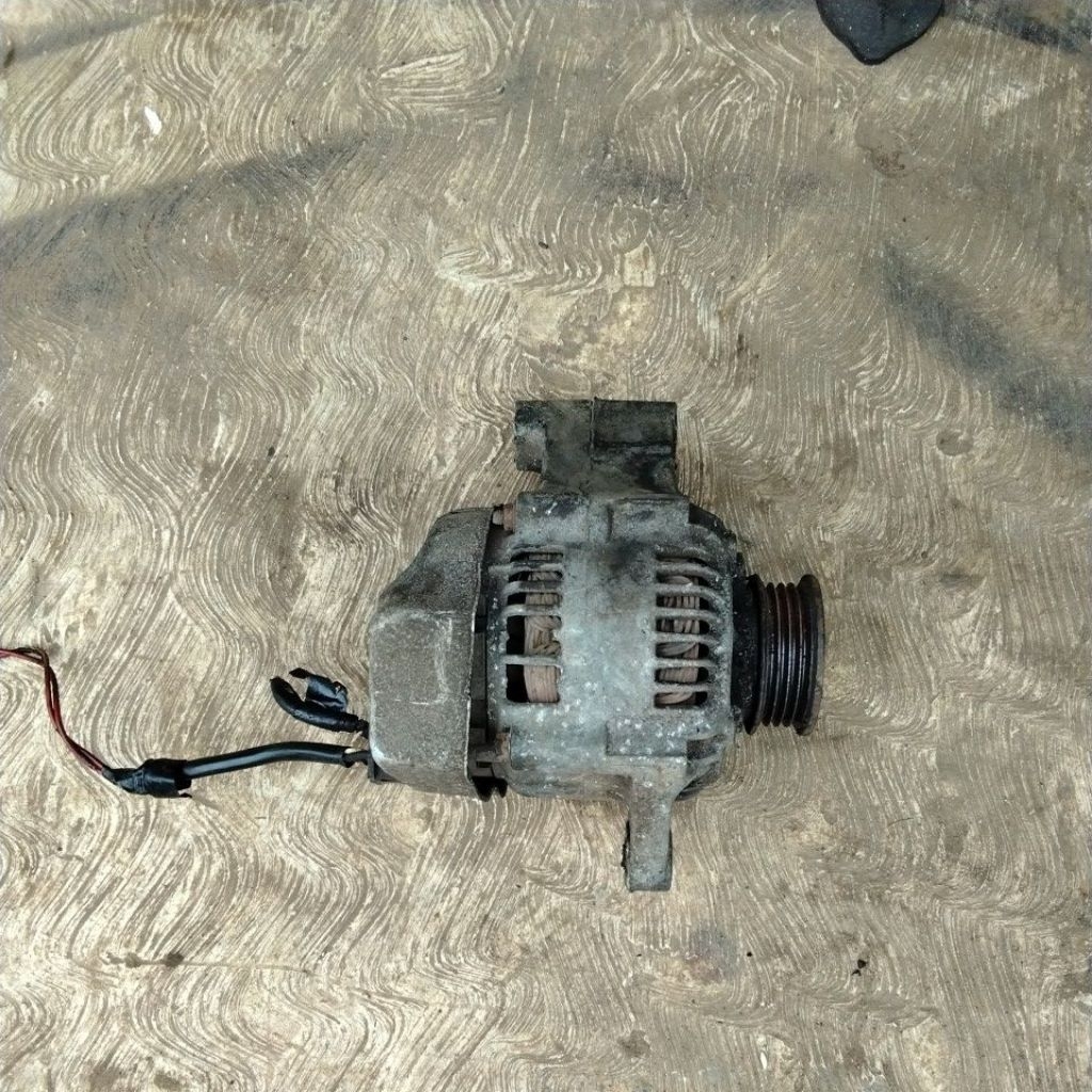 alternator Daihatsu classy
