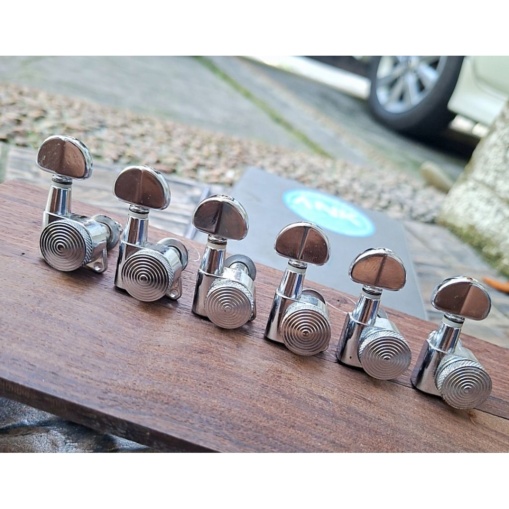 Dryer Gitar Locking Tuner 6 string sejajar Chrome