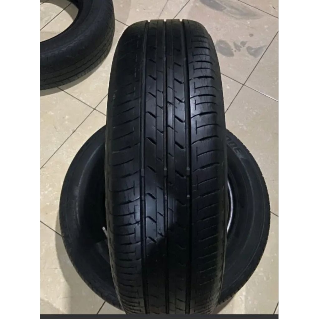 Ban mobil merek Brigstone