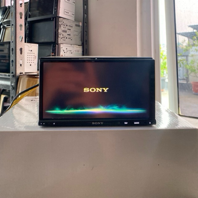 Head unit sony XAV-72-BT