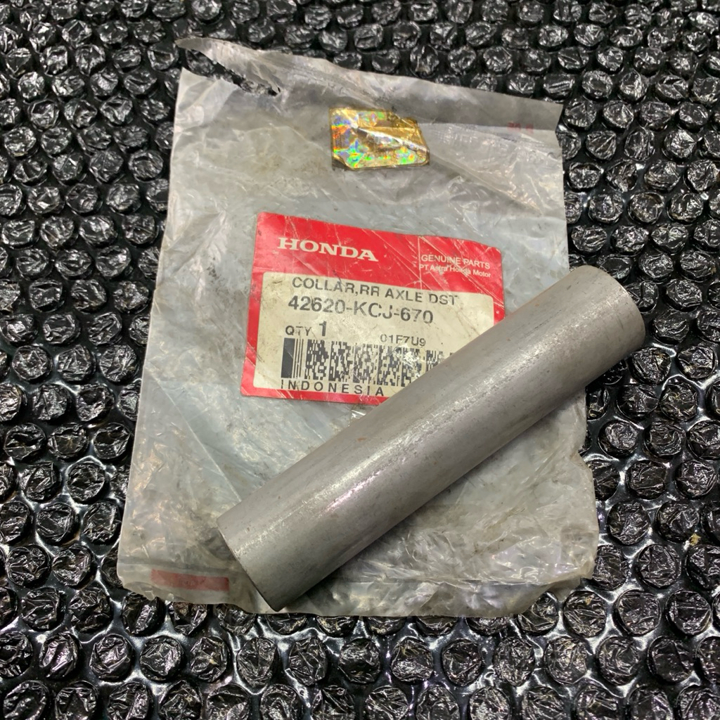 Collar Bos Tromol Roda Belakang Tiger Revo Asli Ori Nos HONDA GENUINE PARTS / HGP 42620 - KCJ - 670 
