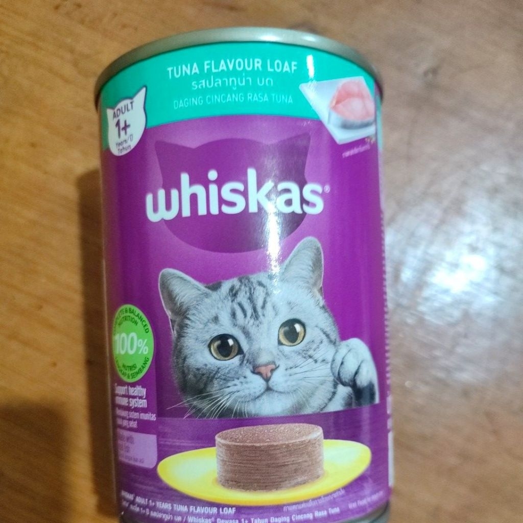 whiskas kaleng